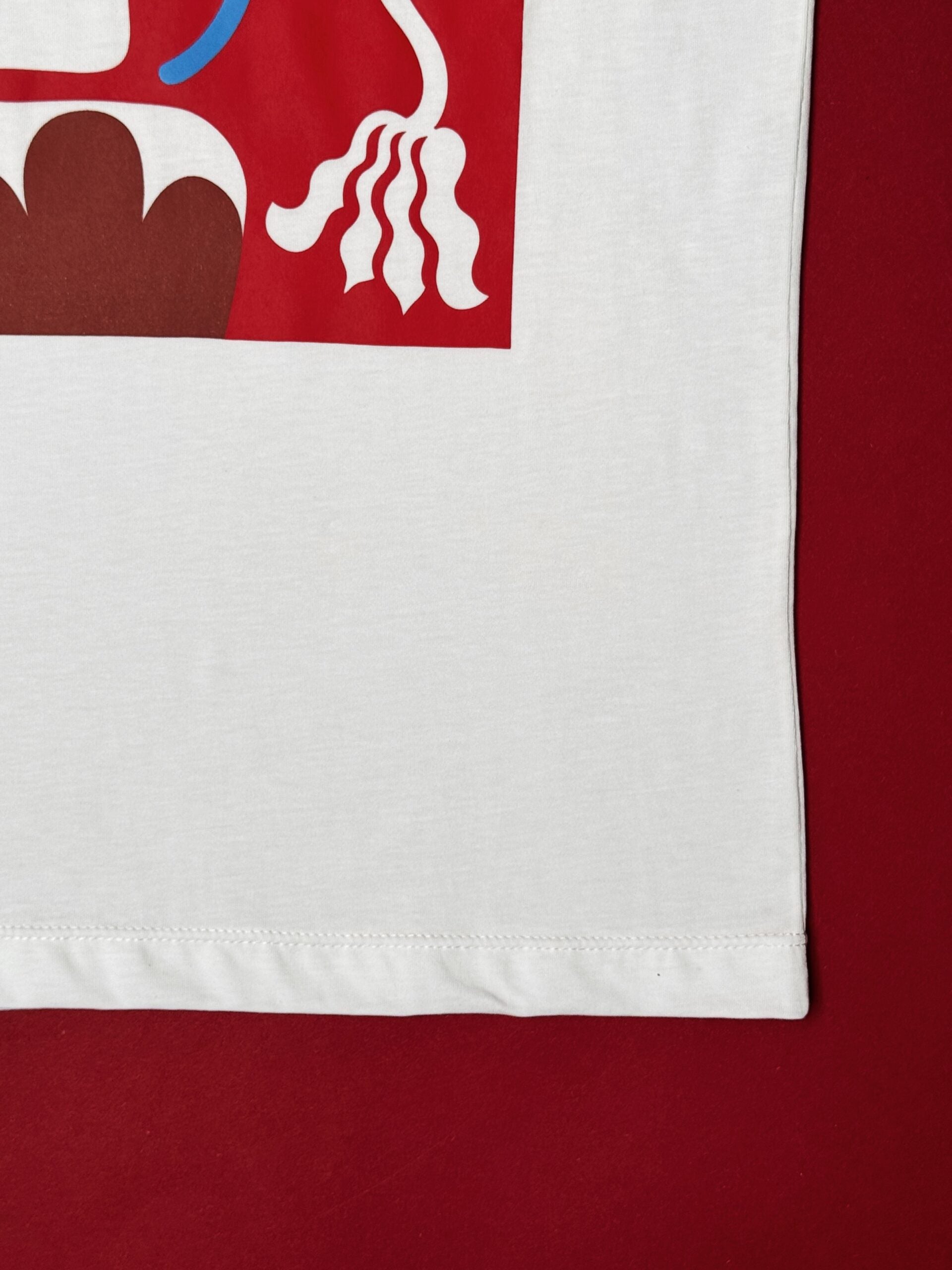 E5A4953F-F840-4FFE-ADAE-BA433E728DD5