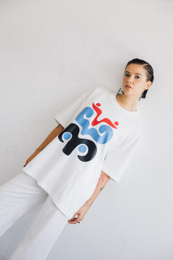 T-shirt Oversize Flor-Mariposa